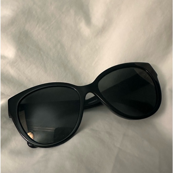 Authentic CHANEL Acetate Enamel Heart sunglasses Black Classic Cat Eye - Picture 8 of 12